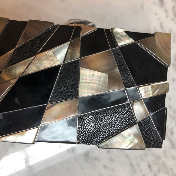 Guggenheim evening clutch - Picture 4 of 4